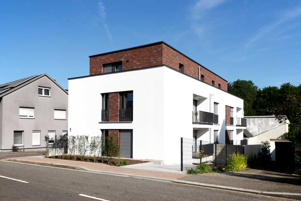 Mehrfamilienhaus mit 5 Mietwohnungen